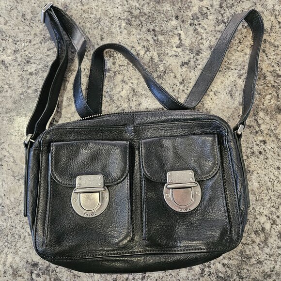 Fossil Riley Black Cow Hide Leather Hobo Crossbody Bag Purse Buckle Details - Picture 1 of 7
